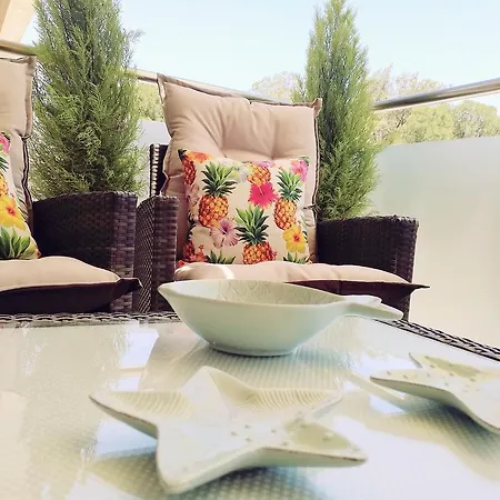 Rose By Dasoudi Beach Apartment